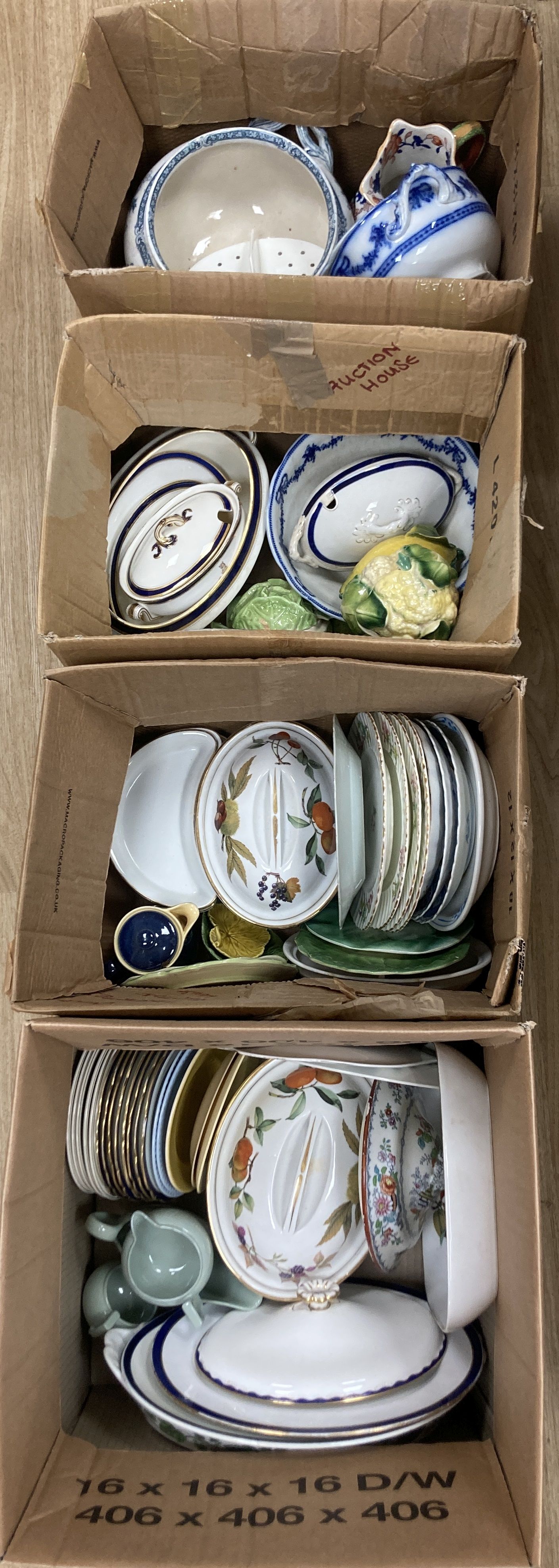 A quantity of mixed ceramics